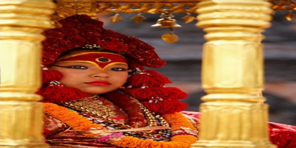 ਕਾਠਮੰਡੂ ਦੀ ਜੀਵਤ ਦੇਵੀ ਕੁਮਾਰੀ ਨੇ ਕੀਤੇ ਤਲੇਜੂ ਭਵਾਨੀ ਦੇ ਦਰਸ਼ਨ