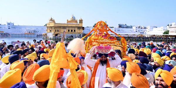 ਚੌਥੇ ਪਾਤਸ਼ਾਹ ਸ੍ਰੀ ਗੁਰੂ ਰਾਮਦਾਸ ਜੀ ਦੇ ਪ੍ਰਕਾਸ਼ ਪੁਰਬ ਮੌਕੇ ਸ੍ਰੀ ਅਕਾਲ ਤਖ਼ਤ ਸਾਹਿਬ ਤੋਂ ਸਜਾਇਆ ਨਗਰ ਕੀਰਤਨ