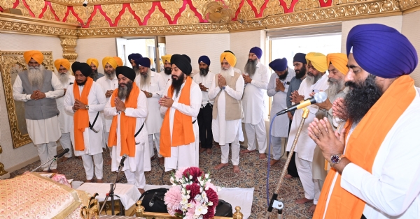 ਅਰਦਾਸ ’ਚ ਸ਼ਾਮਲ ਸੰਗਤ। ਅਰਦਾਸ ’ਚ ਸ਼ਾਮਲ ਸੰਗਤ।