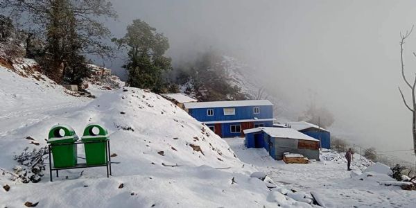 ਨੇਪਾਲ ਦੇ ਹਿਮਾਲੀਅਨ ਜ਼ਿਲ੍ਹਿਆਂ ਵਿੱਚ ਬਰਫ਼ਬਾਰੀ, ਠੰਢ ’ਚ ਚੋਣਾਂ ਮੁਲਤਵੀ ਕਰਨ ਦੀ ਮੰਗ