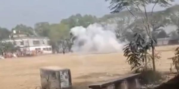 ਬੰਗਲਾਦੇਸ਼ ਵਿੱਚ ਵੋਟਿੰਗ ਦੌਰਾਨ ਕਈ ਜਗ੍ਹਾ ਬੰਬ ਧਮਾਕੇ, ਬੀਐਨਪੀ ਅਤੇ ਜਮਾਤ ਸਮਰਥਕਾਂ ਵਿਚਕਾਰ ਝੜਪ