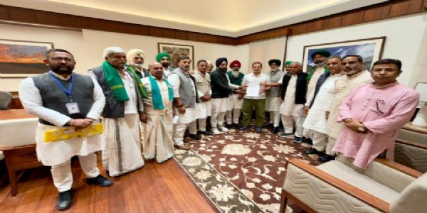 ਰਾਹੁਲ ਗਾਂਧੀ ਨੇ ਕਿਸਾਨ ਆਗੂਆਂ ਨਾਲ ਭਾਰਤ-ਅਮਰੀਕਾ ਵਪਾਰ ਸਮਝੌਤੇ 'ਤੇ ਕੀਤੀ ਚਰਚਾ