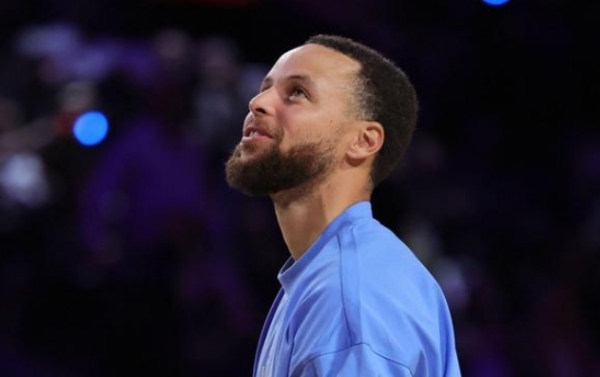 ਗੋਲਡਨ ਸਟੇਟ ਵਾਰੀਅਰਜ਼ ਦੇ ਸਟਾਰ ਬਾਸਕਟਬਾਲ ਖਿਡਾਰੀ ਸਟੀਫਨ ਕਰੀ