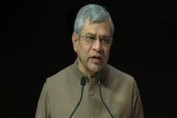 ਇਲੈਕਟ੍ਰਾਨਿਕਸ ਅਤੇ ਆਈਟੀ ਮੰਤਰੀ ਅਸ਼ਵਨੀ ਵੈਸ਼ਨਵ