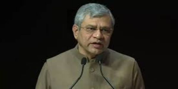 ਏਆਈ ਸੰਮੇਲਨ ਦੌਰਾਨ ਕਾਂਗਰਸ ਦਾ ਪ੍ਰਦਰਸ਼ਨ ਸ਼ਰਮਨਾਕ: ਵੈਸ਼ਨਵ