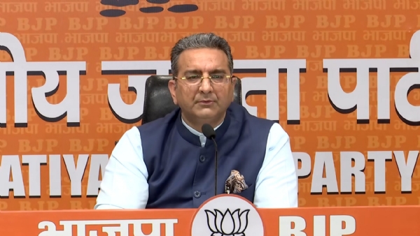 ਭਾਜਪਾ ਆਗੂ ਗੌਰਵ ਭਾਟੀਆ ਮੰਗਲਵਾਰ ਨੂੰ ਪਾਰਟੀ ਹੈੱਡਕੁਆਰਟਰ ਵਿਖੇ ਪ੍ਰੈਸ ਕਾਨਫਰੰਸ ਨੂੰ ਸੰਬੋਧਨ ਕਰਦੇ ਹੋਏ।