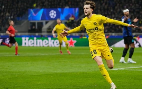 ਗੋਲ ਕਰਨ ਤੋਂ ਬਾਅਦ ਖੁਸ਼ੀ ਮਨਾਉਂਦੇ ਹੋਏ ਹਾਕੋਨ ਇਵਗੇਨ