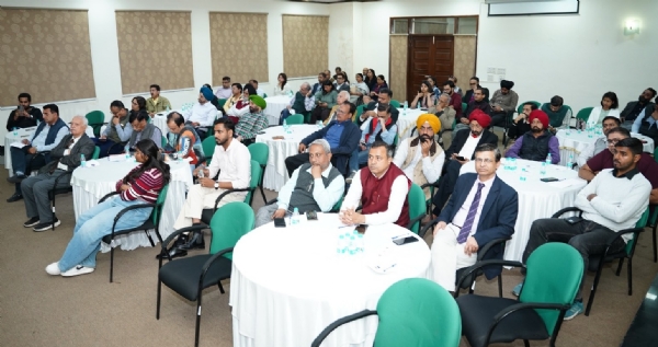 ਜਾਗਰੂਕਤਾ ਪ੍ਰੋਗਰਾਮ ’ਚ ਪਹੁੰਚੇ ਉੱਦਮੀ