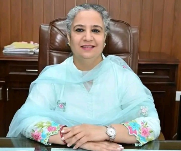 ਡਿਪਟੀ ਕਮਿਸ਼ਨਰ ਪੂਨਮਦੀਪ ਕੌਰ ਡਿਪਟੀ ਕਮਿਸ਼ਨਰ ਪੂਨਮਦੀਪ ਕੌਰ