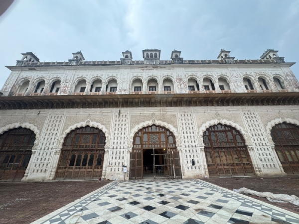 ਕਿਲ੍ਹਾ ਮੁਬਾਰਕ ਵਿਖੇ ਦਰਬਾਰ ਹਾਲ ਵਿਖੇ ਖੋਲ੍ਹੇ ਗਏ ਮਿਉਜ਼ੀਅਮ ਦੀ ਬਾਹਰੀ ਤਸਵੀਰ। ਕਿਲ੍ਹਾ ਮੁਬਾਰਕ ਵਿਖੇ ਦਰਬਾਰ ਹਾਲ ਵਿਖੇ ਖੋਲ੍ਹੇ ਗਏ ਮਿਉਜ਼ੀਅਮ ਦੀ ਬਾਹਰੀ ਤਸਵੀਰ।