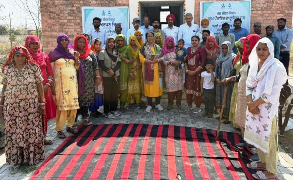 ਸਮਾਗਮ ’ਚ ਵਿਭਾਗ ਦੇ ਮੁਲਾਜ਼ਮ ਅਤੇ ਪਿੰਡ ਵਾਸੀ।