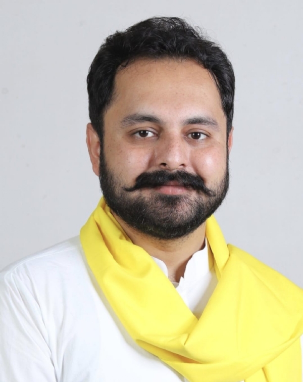 ਵਿਧਾਇਕ ਗੁਰਿੰਦਰ ਸਿੰਘ ਗੈਰੀ ਬੜਿੰਗ, ਹਲਕਾ ਅਮਲੋਹ।