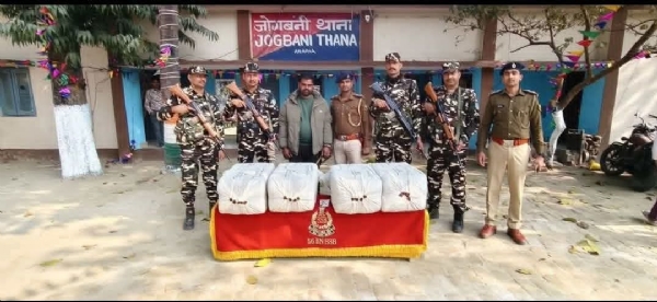 ਕਾਬੂ ਕੀਤਾ ਗਿਆ ਮੁਲਜ਼ਮ ਅਤੇ ਬਰਾਮਦ ਗਾਂਜਾ