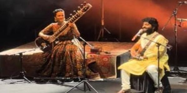 ਸੰਨਿਆਸ ਦੀ ਘੋਸ਼ਣਾ ਤੋਂ ਬਾਅਦ ਬਾਲੀਵੁੱਡ ਗਾਇਕ ਅਰਿਜੀਤ ਸਿੰਘ ਨੇ ਕੋਲਕਾਤਾ ਵਿੱਚ ਸਟੇਜ 'ਤੇ ਕੀਤੀ ਵਾਪਸੀ