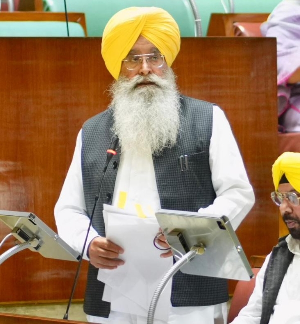 ਸੰਬੋਧਨ ਕਰਦੇ ਗੁਰਮੀਤ ਸਿੰਘ ਖੁੱਡੀਆਂ ਸੰਬੋਧਨ ਕਰਦੇ ਗੁਰਮੀਤ ਸਿੰਘ ਖੁੱਡੀਆਂ