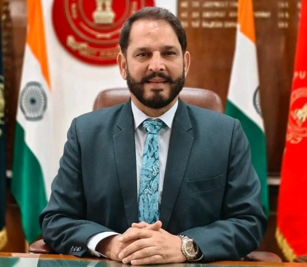 ਡਿਪਟੀ ਕਮਿਸ਼ਨਰ-ਕਮ-ਚੇਅਰਮੈਨ ਡੀ.ਬੀ.ਈ.ਈ. ਬਠਿੰਡਾ ਰਾਜੇਸ਼ ਧੀਮਾਨ