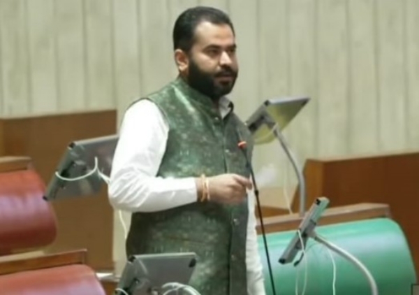ਸਦਨ ’ਚ ਮੁੱਦਾ ਪੇਸ਼ ਕਰਦੇ ਹੋਏ ਫਾਜ਼ਿਲਕਾ ਦੇ ਵਿਧਾਇਕ ਨਰਿੰਦਰ ਪਾਲ ਸਿੰਘ ਸਵਨਾ