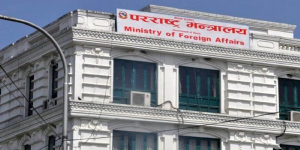 ਖਾੜੀ ਦੇਸ਼ਾਂ ਵਿੱਚ ਫਸੇ ਨੇਪਾਲੀ ਨਾਗਰਿਕਾਂ ਦੀ ਸੁਰੱਖਿਅਤ ਵਾਪਸੀ ਲਈ ਵਿਕਲਪਾਂ 