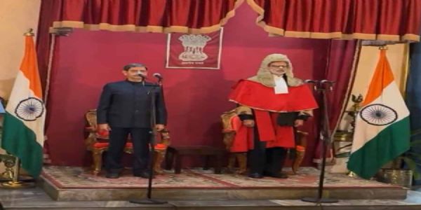 ਆਰ ਐਨ ਰਵੀ ਨੇ ਪੱਛਮੀ ਬੰਗਾਲ ਦੇ ਰਾਜਪਾਲ ਵਜੋਂ ਸਹੁੰ ਚੁੱਕੀ