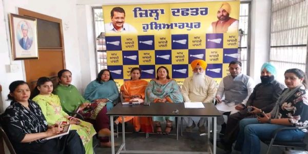 ਕੇਜਰੀਵਾਲ ਦੀ ਗਰੰਟੀ ਸਿਰਫ਼ ਇੱਕ ਨਾਅਰਾ ਨਹੀਂ, ਸਗੋਂ ਵਾਅਦੇ ਪੂਰੇ ਕਰਨ ਦੀ ਵਚਨਬੱਧਤਾ : ਗੁਰਵਿੰਦਰ ਪਾਬਲਾ