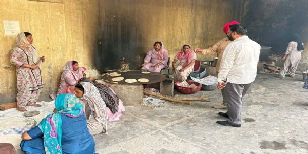 ਪੰਜਾਬ ਸਟੇਟ ਫੂਡ ਕਮਿਸ਼ਨ ਨੇ ਨੈਸ਼ਨਲ ਫੂਡ ਸਕਿਓਰਟੀ ਐਕਟ ਅਧੀਨ ਚੱਲ ਰਹੀਆਂ ਵੱਖ-ਵੱਖ ਸਕੀਮਾਂ ਦਾ ਕੀਤਾ ਨਿਰੀਖਣ