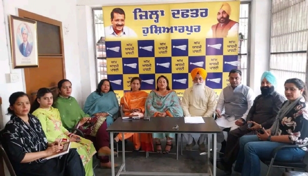 ਗੱਲਬਾਤ ਕਰਦੇ  ਗੁਰਵਿੰਦਰ ਸਿੰਘ ਪਾਬਲਾ