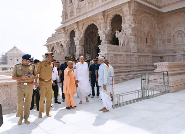 ਮੁੱਖ ਮੰਤਰੀ ਨੇ ਸ਼੍ਰੀ ਰਾਮ ਮੰਦਰ ਕੰਪਲੈਕਸ ਵਿਖੇ ਉਸਾਰੀ ਕਾਰਜਾਂ ਦਾ ਨਿਰੀਖਣ ਕੀਤਾ ਮੁੱਖ ਮੰਤਰੀ ਨੇ ਸ਼੍ਰੀ ਰਾਮ ਮੰਦਰ ਕੰਪਲੈਕਸ ਵਿਖੇ ਉਸਾਰੀ ਕਾਰਜਾਂ ਦਾ ਨਿਰੀਖਣ ਕੀਤਾ