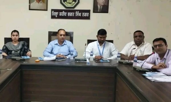 ਜਨਗਣਨਾ ਸਬੰਧੀ ਜ਼ਿਲ੍ਹਾ ਪ੍ਰਬੰਧਕੀ ਕੰਪਲੈਕਸ ਨਵਾਂਸ਼ਹਿਰ ਵਿਖੇ ਸਿਖਲਾਈ ਦਿੱਤੀ ਗਈ