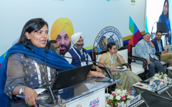 ਸੈਸ਼ਨ ਨੂੰ ਸੰਬੋਧਨ ਕਰਦੇ ਹੋਏ ਪੰਜਾਬ ਵਿਕਾਸ ਕਮਿਸ਼ਨ ਦੀ ਚੇਅਰਪਰਸਨ, ਸੀਮਾ ਬਾਂਸਲ