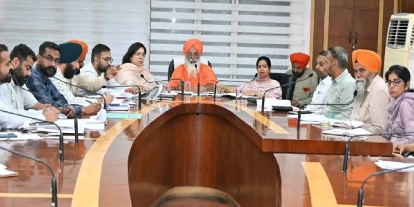 ਬੁੱਢਾ ਦਰਿਆ ਪੁਨਰ ਸੁਰਜੀਤੀ ਪ੍ਰੋਜੈਕਟ : ਸੰਤ ਸੀਚੇਵਾਲ, ਮੇਅਰ ਵਲੋਂ ਉਲੰਘਣਾ ਕਰਨ ਵਾਲਿਆਂ ਵਿਰੁੱਧ ਸਖ਼ਤ ਕਾਰਵਾਈ ਕਰਨ ਦੇ ਨਿਰਦੇਸ਼