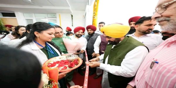 ਮੁੱਖ ਮੰਤਰੀ ਭਗਵੰਤ ਮਾਨ ਵੱਲੋਂ ਧੂਰੀ ਵਿਖੇ ਸਬ-ਡਿਵੀਜ਼ਨਲ ਹਸਪਤਾਲ ਅਤੇ ਜੱਚਾ-ਬੱਚਾ ਸਿਹਤ ਸੰਭਾਲ ਕੇਂਦਰ ਦਾ ਉਦਘਾਟਨ