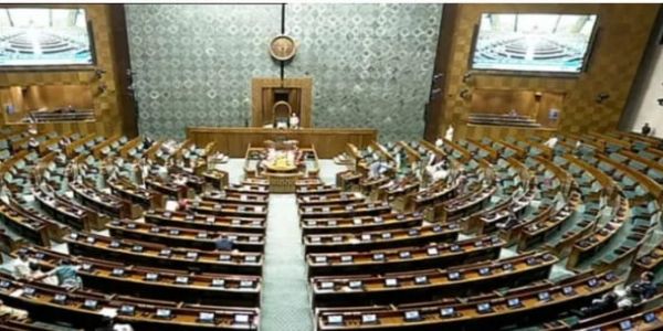 (ਲੀਡ) ਲੋਕ ਸਭਾ ਵਿੱਚ 8 ਵਿਰੋਧੀ ਮੈਂਬਰਾਂ ਦੀ ਮੁਅੱਤਲੀ ਵਾਪਸ ਲਈ ਗਈ