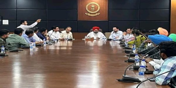 ਆਮ ਪਬਲਿਕ ਤੇ ਘਰੇਲੂ ਖਪਤਕਾਰਾਂ ਨੂੰ ਗੈਸ ਦੀ ਨਿਰਵਿਘਨ ਸਪਲਾਈ ਬਣਾਈ ਜਾਵੇ ਯਕੀਨੀ : ਦਲਜੀਤ ਸਿੰਘ ਸੰਧੂ