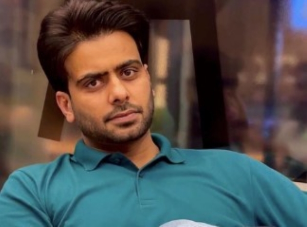 ਪੰਜਾਬੀ ਗਾਇਕ ਮਨਕੀਰਤ ਔਲਖ