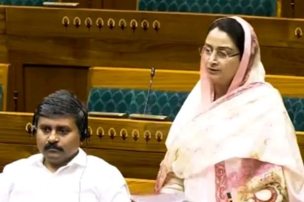 ਸੰਸਦ ’ਚ ਮੁੱਦਾ ਚੁੱਕਦੇ ਹੋਏ ਬਠਿੰਡਾ ਸੰਸਦੀ ਹਲਕੇ ਦੀ ਸੰਸਦ ਮੈਂਬਰ ਹਰਸਿਮਰਤ ਕੌਰ ਬਾਦਲ