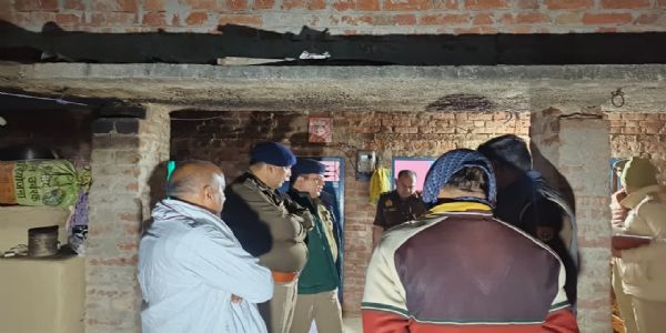 ਯੂਪੀ ਵਿੱਚ ਜਾਇਦਾਦ ਦੇ ਵਿਵਾਦ ਨੂੰ ਲੈ ਕੇ ਪੁੱਤਰ ਨੇ ਮਾਪਿਆਂ, ਭੈਣ ਅਤੇ ਦਾਦੀ ਦਾ ਕੀਤਾ ਕਤਲ