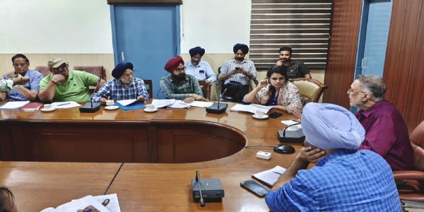 ਅਰਬਨ ਅਸਟੇਟ ਨਿਵਾਸੀਆਂ ਦੇ ਸਾਰੇ ਮੁੱਖ ਮੁੱਦੇ ਇੱਕ ਨਿਸ਼ਚਿਤ ਸਮਾਂ-ਸੀਮਾ ਦੇ ਅੰਦਰ ਹੱਲ ਕੀਤੇ ਜਾਣਗੇ: ਡਾ. ਬਲਬੀਰ ਸਿੰਘ