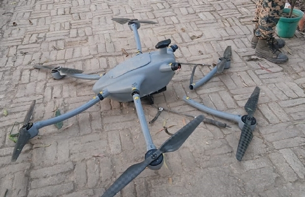 ਬਰਾਮਦ ਕੀਤਾ ਗਿਆ ਡਰੋਨ ਬਰਾਮਦ ਕੀਤਾ ਗਿਆ ਡਰੋਨ