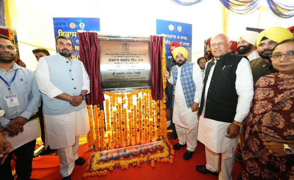 ਮੁੱਖ ਮੰਤਰੀ ਭਗਵੰਤ ਸਿੰਘ ਮਾਨ ਨੇ 300 ਕਿਲੋਮੀਟਰ ਨਵੀਆਂ ਸੜਕਾਂ ਦਾ ਨੀਂਹ ਪੱਥਰ ਰੱਖਿਆ