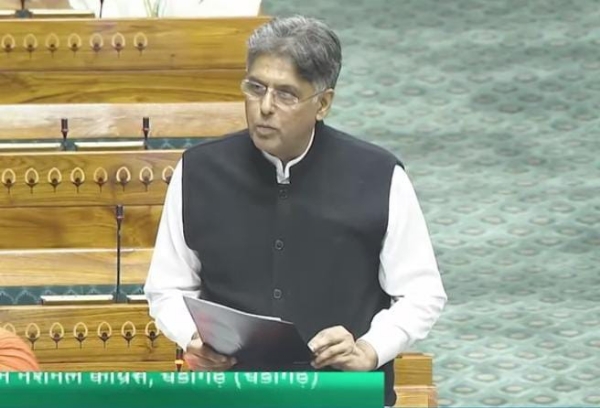 ਲੋਕ ਸਭਾ ਵਿੱਚ ਬੋਲਦੇ ਚੰਡੀਗੜ੍ਹ ਤੋਂ ਸੰਸਦ ਮੈਂਬਰ ਮਨੀਸ਼ ਤਿਵਾੜੀ