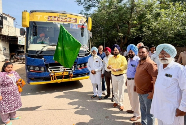 ਵਿਧਾਇਕ ਅਜੀਤਪਾਲ ਕੋਹਲੀ ਵੱਲੋਂ ਵਾਰਡ ਨੰਬਰ 54 ਬਡੂੰਗਰ ਤੋਂ ਤੀਰਥ ਯਾਤਰਾ ਬੱਸ ਰਵਾਨਾ