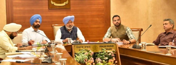 ਵਪਾਰੀਆਂ ਦੀਆਂ ਲੰਬਿਤ ਪਈਆਂ ਸ਼ਿਕਾਇਤਾਂ ਦੇ ਜਲਦ ਨਿਪਟਾਰੇ ਅਤੇ ਜਵਾਬਦੇਹੀ ਵਿੱਚ ਸੁਧਾਰ ਲਿਆਉਣ ਲਈ ਵਿੱਤ ਮੰਤਰੀ ਹਰਪਾਲ ਸਿੰਘ ਚੀਮਾ ਦੀ ਪ੍ਰਧਾਨਗੀ ਹੇਠ ਸੂਬਾ ਪੱਧਰੀ ਸਮੀਖਿਆ