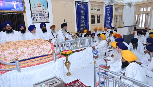 ਸ਼੍ਰੋਮਣੀ ਕਮੇਟੀ ਦੇ ਬਜਟ ਇਜਲਾਸ ਦੌਰਾਨ ਸਿੱਖ ਮਾਮਲਿਆਂ ਬਾਰੇ ਕਈ ਅਹਿਮ ਮਤੇ ਪਾਸ ਕੀਤੇ ਗਏ