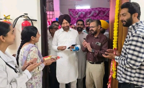 ਆਮ ਆਦਮੀ ਕਲੀਨਿਕ ਦਾ ਉਦਘਾਟਨ ਕਰਦੇ  ਵਿਧਾਇਕ ਜਗਦੀਪ ਸਿੰਘ ਕਾਕਾ ਬਰਾੜ