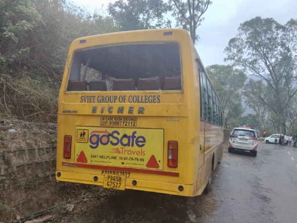 ਹਾਦਸੇ ਦਾ ਸ਼ਿਕਾਰ ਹੋਈ ਬੱਸ