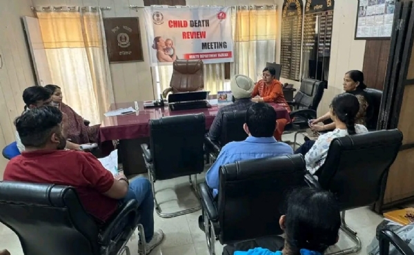ਜ਼ਿਲ੍ਹਾ ਟੀਕਾਕਰਨ ਅਫ਼ਸਰ ਡਾ. ਰਿੰਕੂ ਚਾਵਲਾ ਵੱਲੋਂ ਬੱਚਿਆਂ ਦੀਆਂ ਹੋਈਆਂ ਮੌਤਾਂ ਦੇ ਮੈਡੀਕਲ ਅਤੇ ਸਮਾਜਿਕ ਕਾਰਨਾਂ ਦਾ ਜਾਇਜ਼ਾ ਲੈਣ ਲਈ ਬਾਲ ਮੌਤ ਸਮੀਖਿਆ ਮੀਟਿੰਗ ਕੀਤੀ।