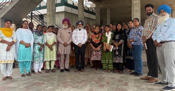 ਗੱਲਬਾਤ ਕਰਦੇ ਹੋਏ ਭਾਜਪਾ ਅਨੁਸੂਚਿਤ ਜਾਤੀ ਮੋਰਚਾ, ਪੰਜਾਬ ਦੇ ਉਪ ਪ੍ਰਧਾਨ ਪਰਮਜੀਤ ਸਿੰਘ ਕੈਂਥ