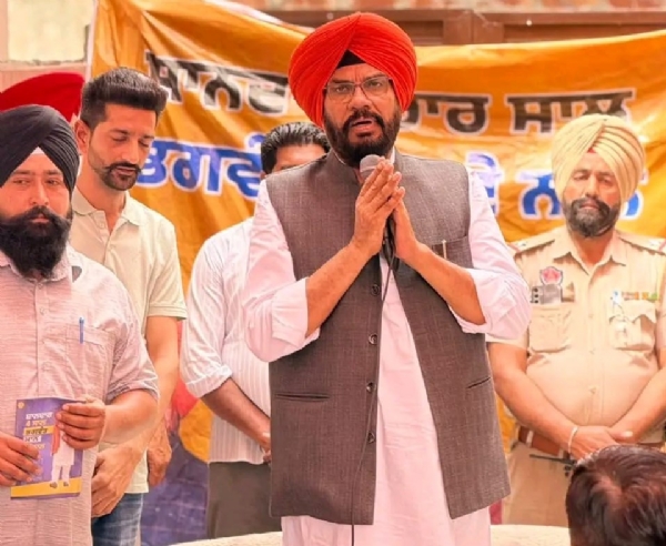 ਸੰਬੋਧਨ ਕਰਦੇ ਹੋਏ ਕੁਲਦੀਪ ਸਿੰਘ ਧਾਲੀਵਾਲ