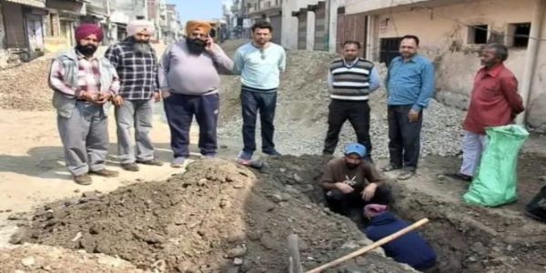 ਵਿਧਾਇਕ ਸ਼ੈਰੀ ਕਲਸੀ ਦੀ ਅਗਵਾਈ ਹੇਠ ਬਟਾਲਾ ਸ਼ਹਿਰ ਵਿੱਚ ਵਿਕਾਸ ਕਾਰਜ ਜਾਰੀ