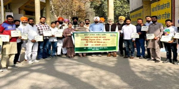 ਕਿਸਾਨਾਂ ਨੂੰ ਕੁਦਰਤੀ ਖੇਤੀ ਪ੍ਰਣਾਲੀ ਤੋਂ ਇਲਾਵਾ ਮਿੱਟੀ ਦੀ ਸਿਹਤ ’ਚ ਸੁਧਾਰ ਲਿਆਉਣ ਬਾਰੇ ਦਿੱਤੀ ਜਾਣਕਾਰੀ